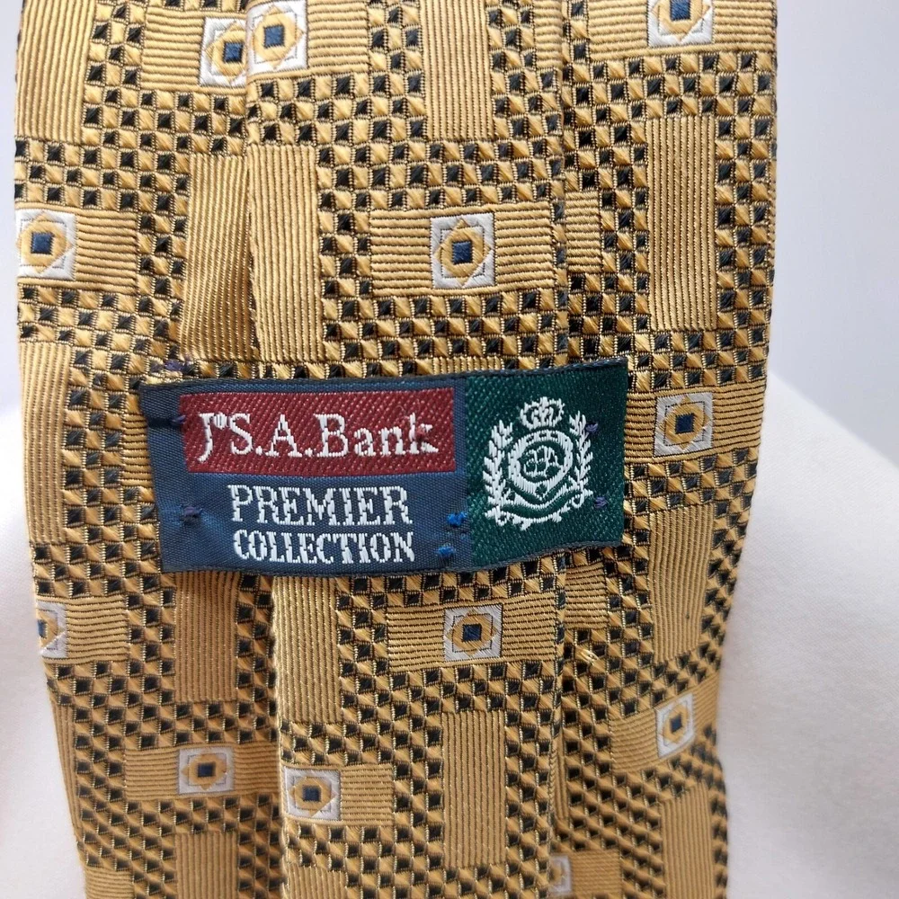 JOS A BANK Premier Collection Necktie Gold/Blue Geometric‎ Silk Tie 4